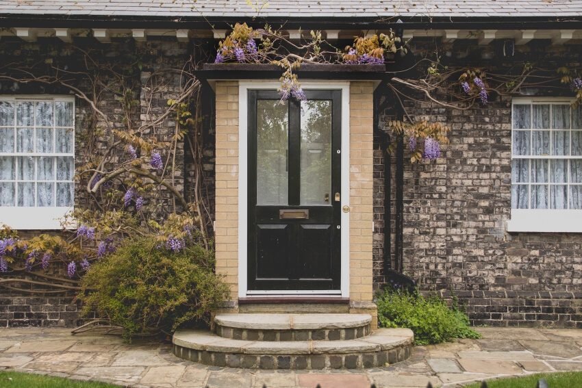 7 Top Tips For Moving House With Children